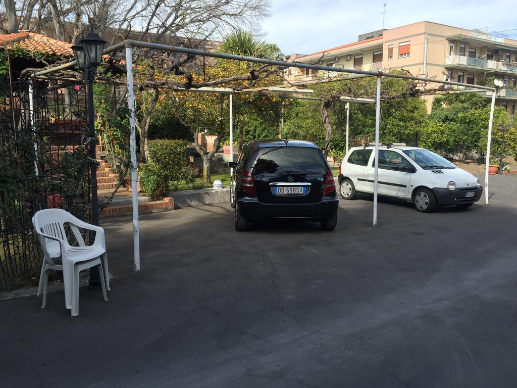 B&B Il Bagolaro Dell'Etna Sant'Agata Li Battiati Экстерьер фото